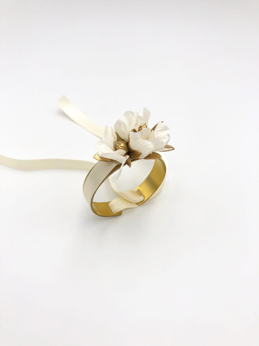 Bracelet jonc fleuri de mariée Ori - Les Fleurs Dupont