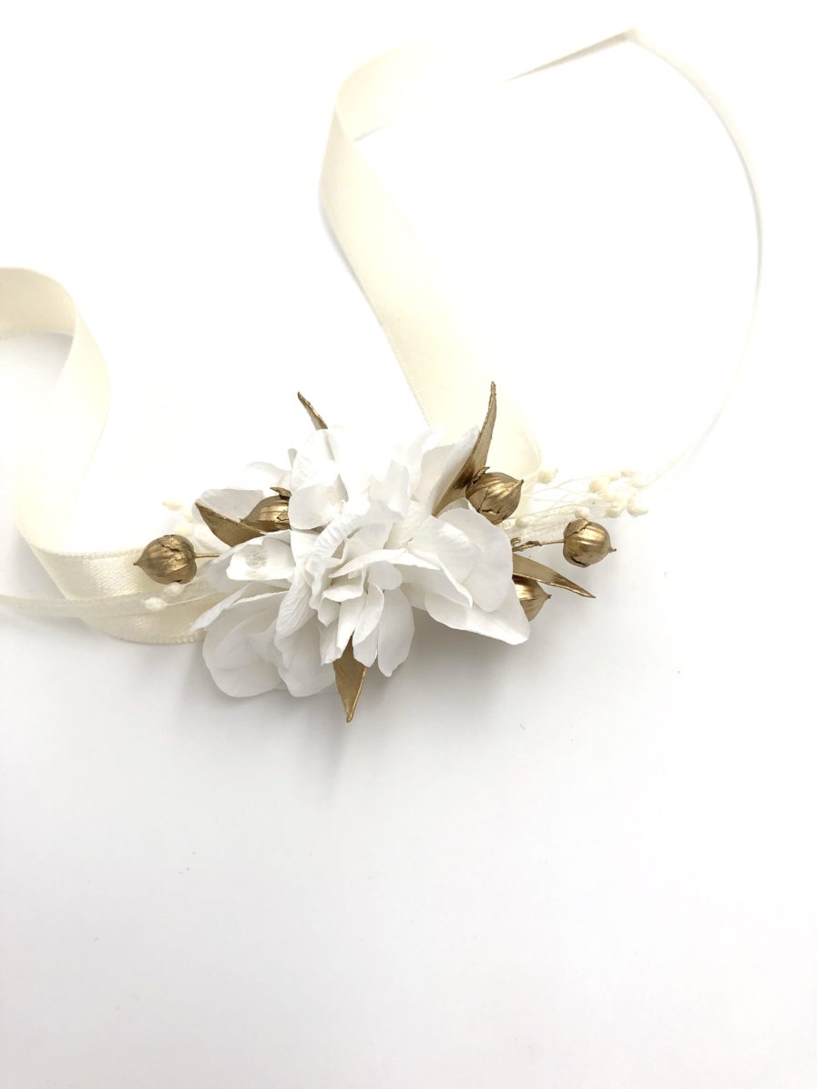 Bracelet de demoiselles d'honneur Ori en fleurs stabilisées et séchées
