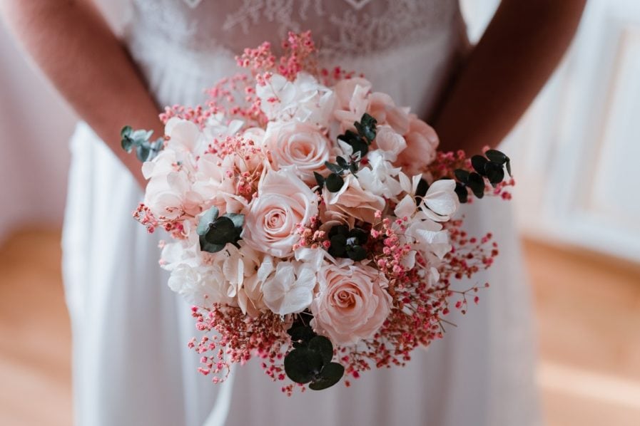Bouquet en fleurs stabilisées Confetti pour la mariée