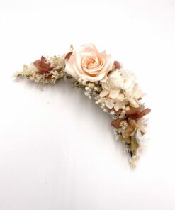 Peigne long en fleurs naturelles Blush pour la mariée