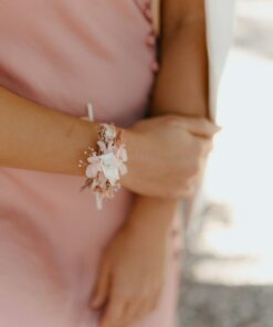 Bracelet de demoiselles d'honneur Chérie en fleurs stabilisées - Photo Anais Nannini