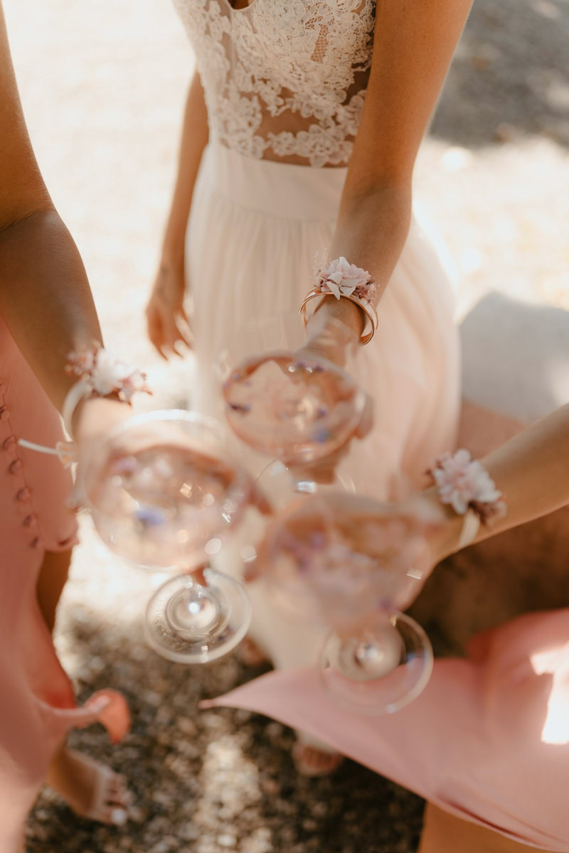 Bracelet jonc Chérie en fleurs pour la mariée et ses demoiselles